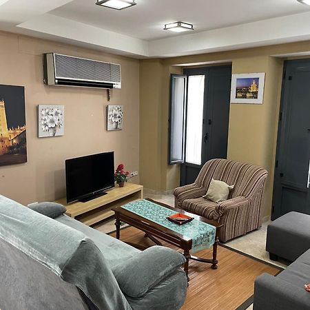 Duplex Sagasta Apartamentos-Sagasta Севиля Екстериор снимка