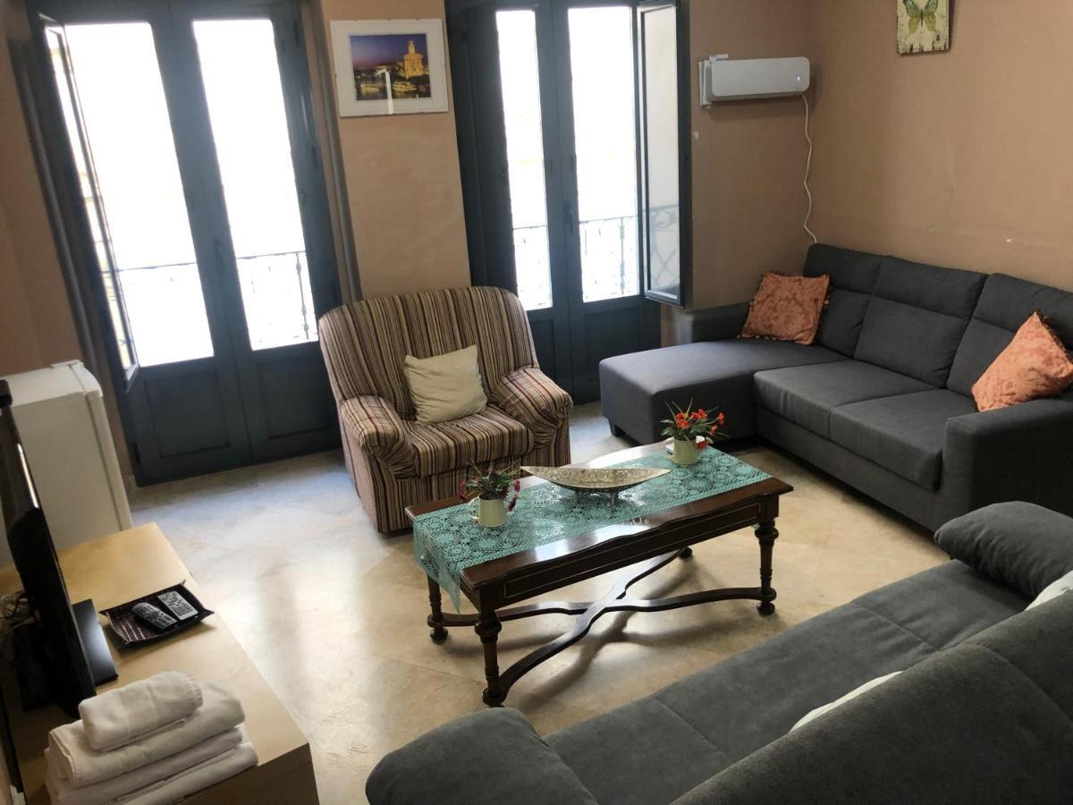 Duplex Sagasta Apartamentos-Sagasta Севиля Екстериор снимка