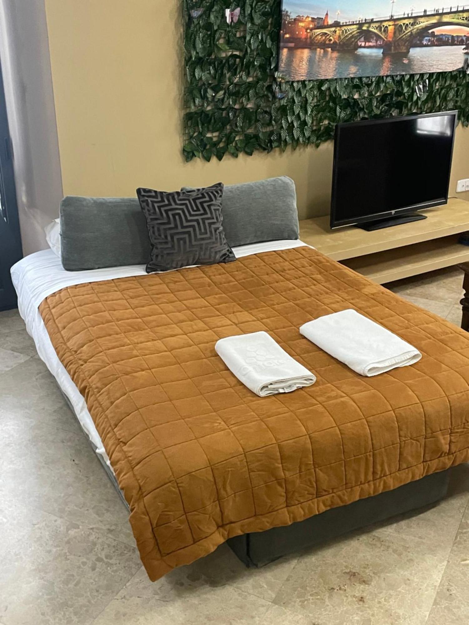 Duplex Sagasta Apartamentos-Sagasta Севиля Екстериор снимка