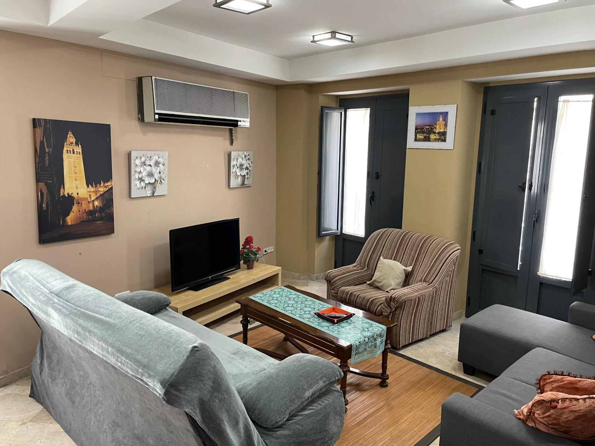 Duplex Sagasta Apartamentos-Sagasta Севиля Екстериор снимка